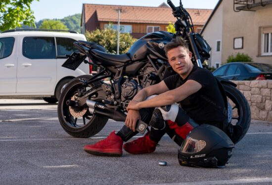 Kad skočite u prazninu, fokus je važan Jakob Potočnik o skakanju iz aviona i tehnologiji koja mu prati tempo