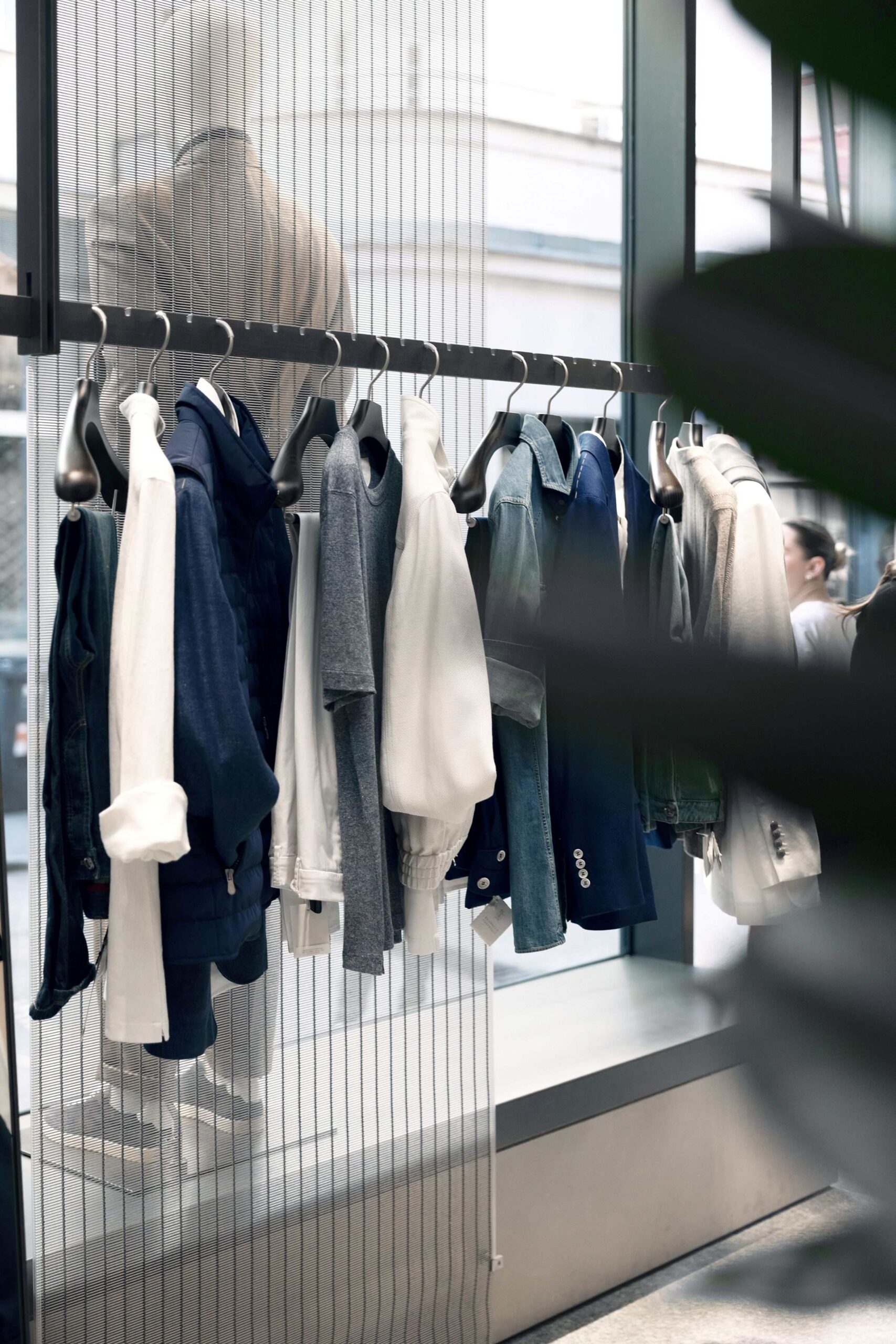 maria men store brunello cucinelli 