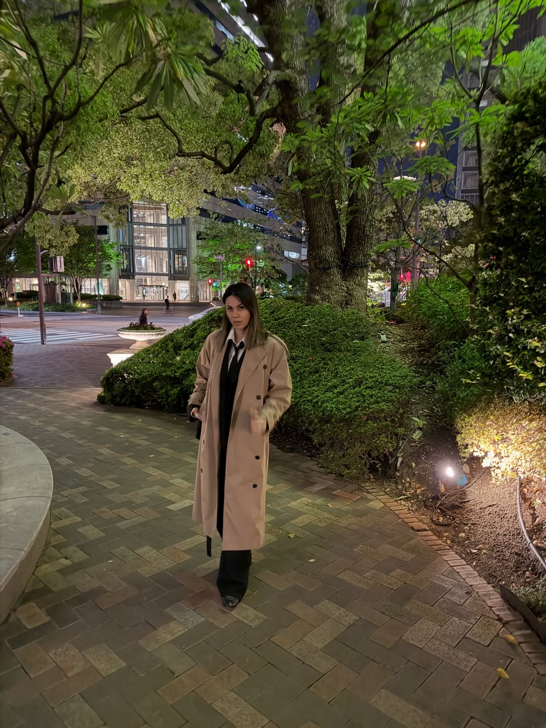 Viktorija Rađa u Japanu nosila odijelo koje je savršen spoj elegancije