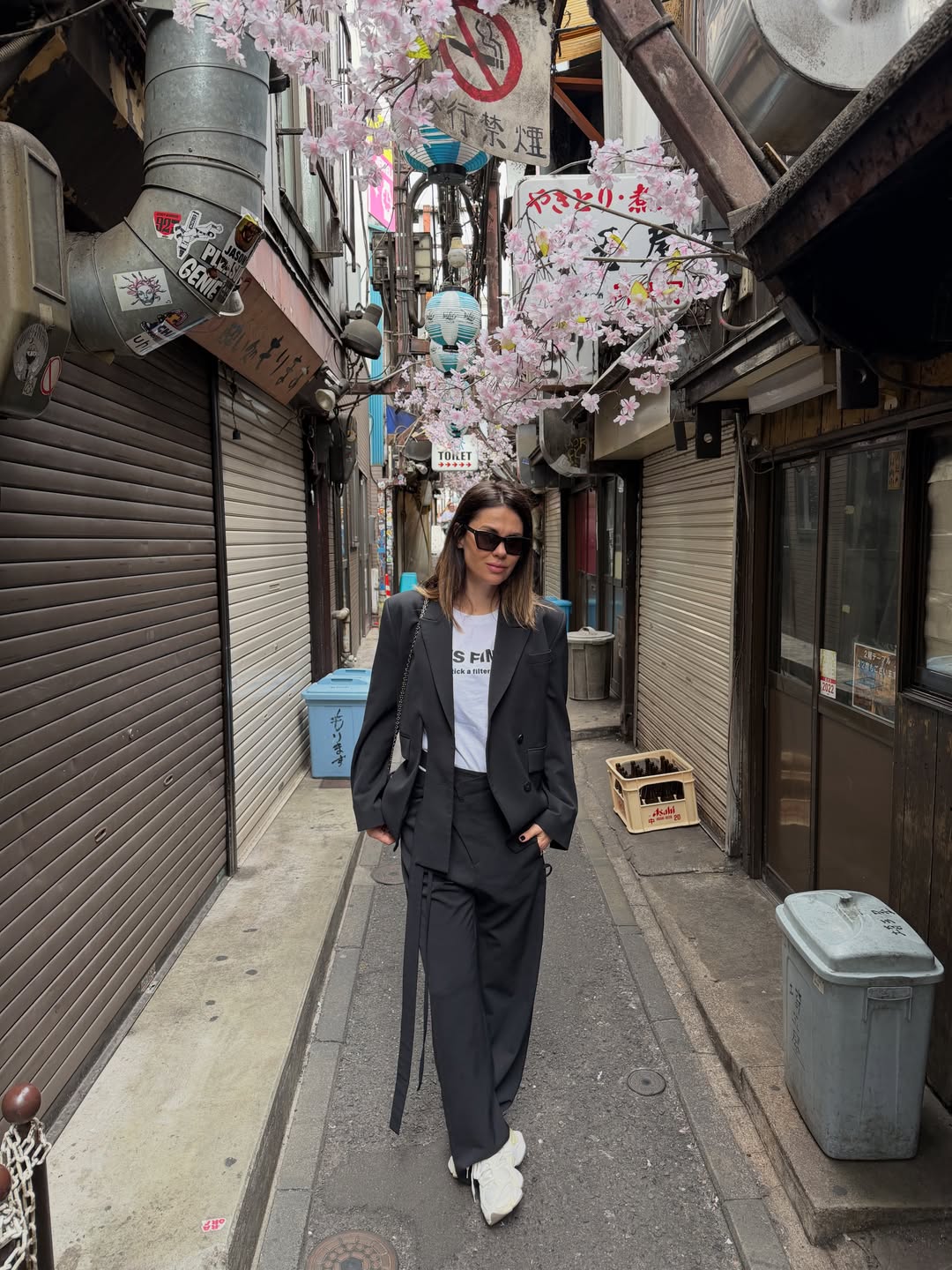 Viktorija Rađa u Japanu nosila odijelo koje je savršen spoj elegancije