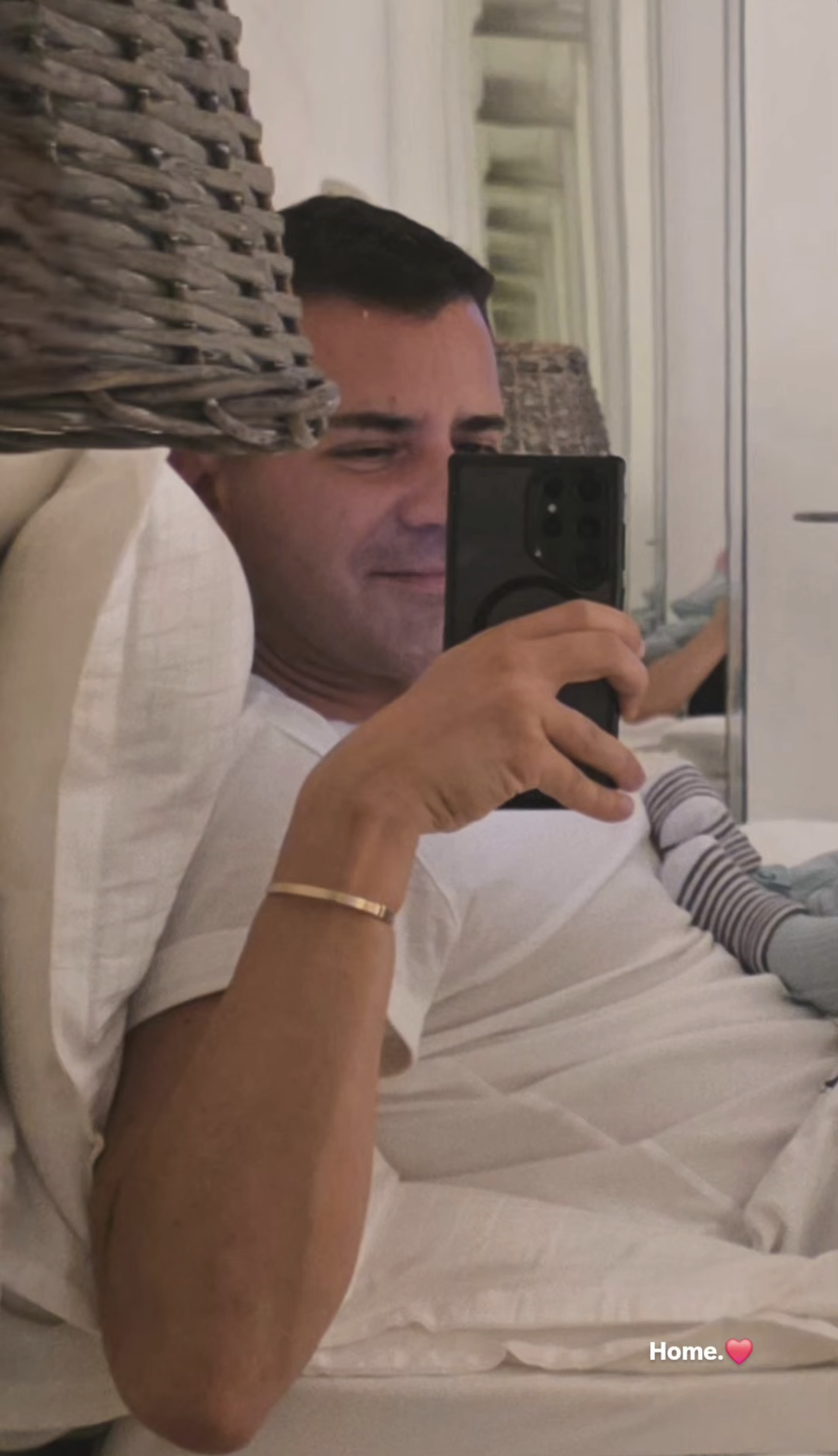Ante Vrban raznježio pratitelje: Objavio prvu fotografiju sa sinom