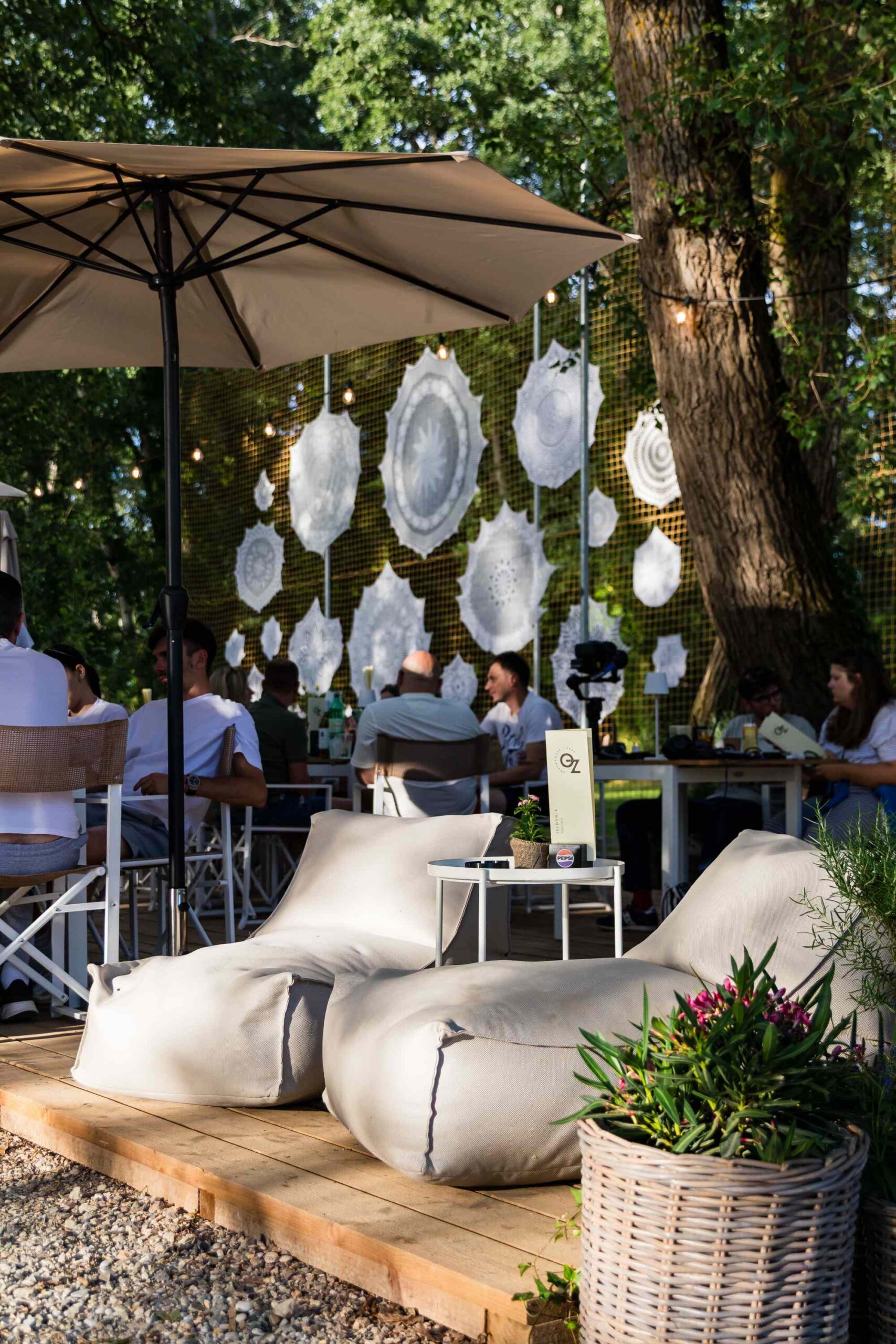 Dnevni boravak na Kupi, Kupa ljeto, Ozalj događanja, ljetni festival Hrvatska, riverside party Kupa, brunch uz rijeku, ljetna događanja Karlovac, Turistička zajednica Kupa, Izvan fokusa događaj, Slava Raškaj kupalište, Kupa kupalište, ljeto uz rijeku Hrvatska, beach bar Hrvatska, riverside lifestyle, gastro događanja Ozalj, street food Kupa, craft pivo događanja, live DJ set Hrvatska, DJ Faraoh brunch, paint and wine događaj, pub kviz Hrvatska, vikend izlet Zagreb, jednodnevni izlet Kupa, priroda i glazba, outdoor event Croatia, ljetni brunch koncept, food festival Hrvatska, kokteli ljeto Hrvatska, slow living Hrvatska, weekend getaway Croatia, outdoor lifestyle događaj