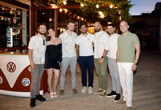 Estradna krema na promociji grupe Boss koja je obilježila ovogodišnji CMC festival