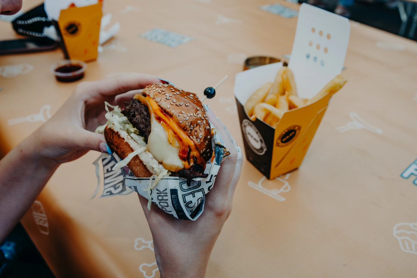 Omiljeni Food Truck Festival vraća se na Britanac: šest dana street fooda, glazbe i ljetne atmosfere u srcu Zagreba