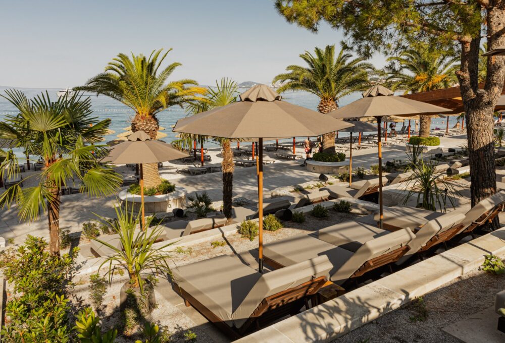 split priredba place to be zhega