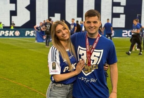 Samozatajna djevojka Martina Baturine