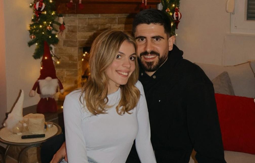 Tko je supruga Martina Erlića? Vitka plavuša osvojila je Vatrenog, a može se pohvaliti i zavidnom diplomom.