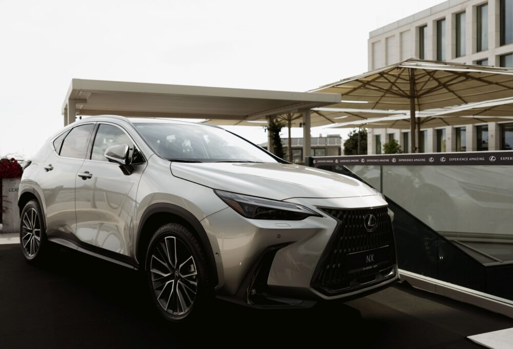 lexus