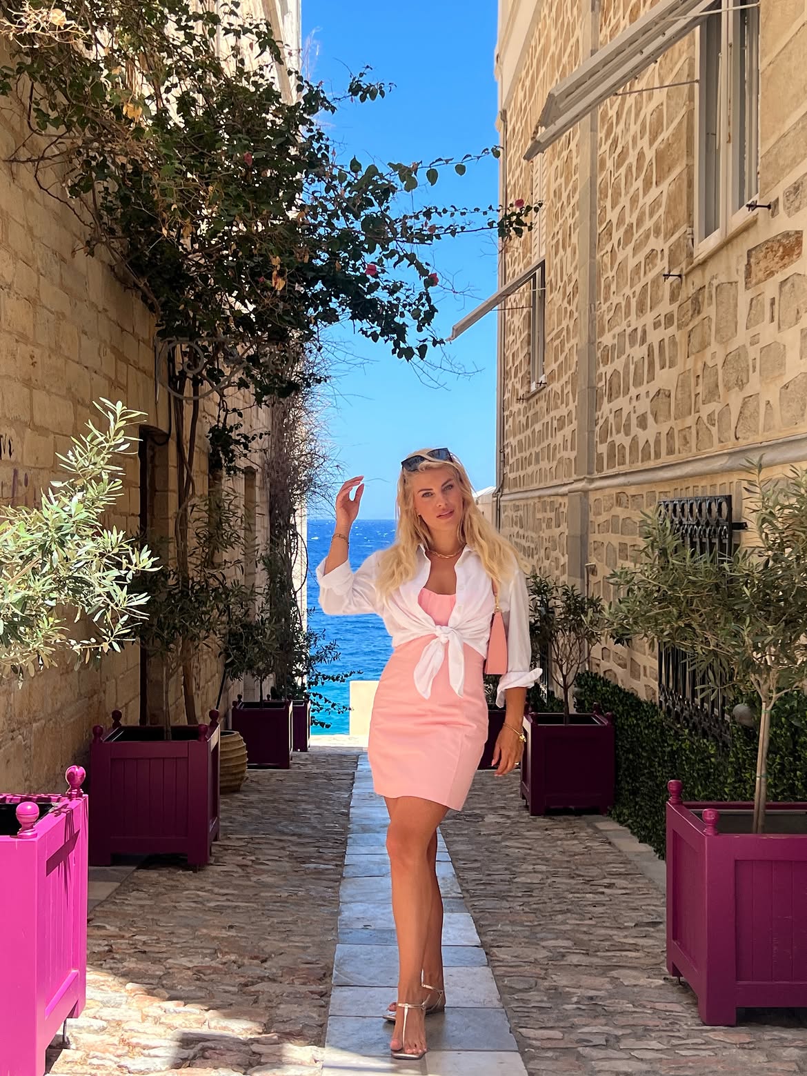 pogledajte outfit Katarine Baban