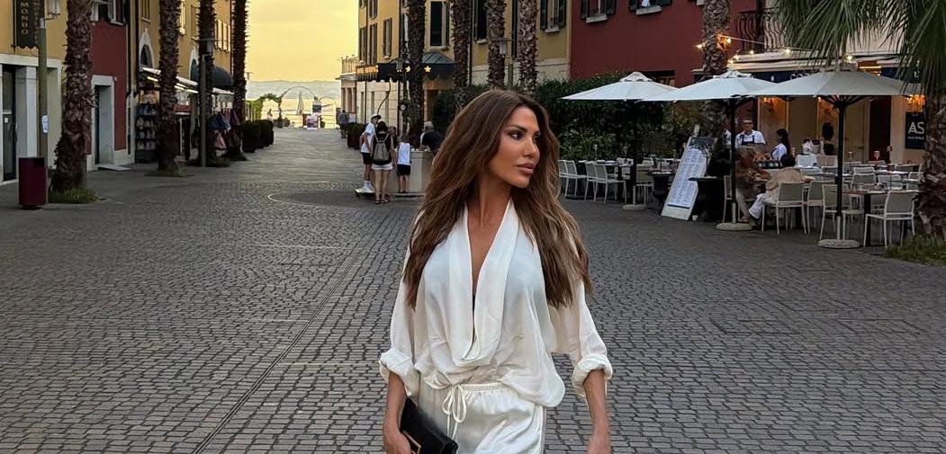 Jana Dužanec u kompletu koji će obilježiti kraj ljeta