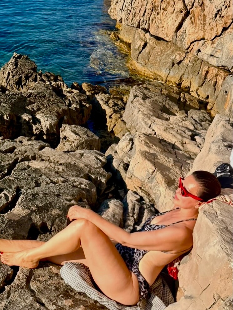 Nina Badrić pronašla je savršen kupaći kostim za ljeto