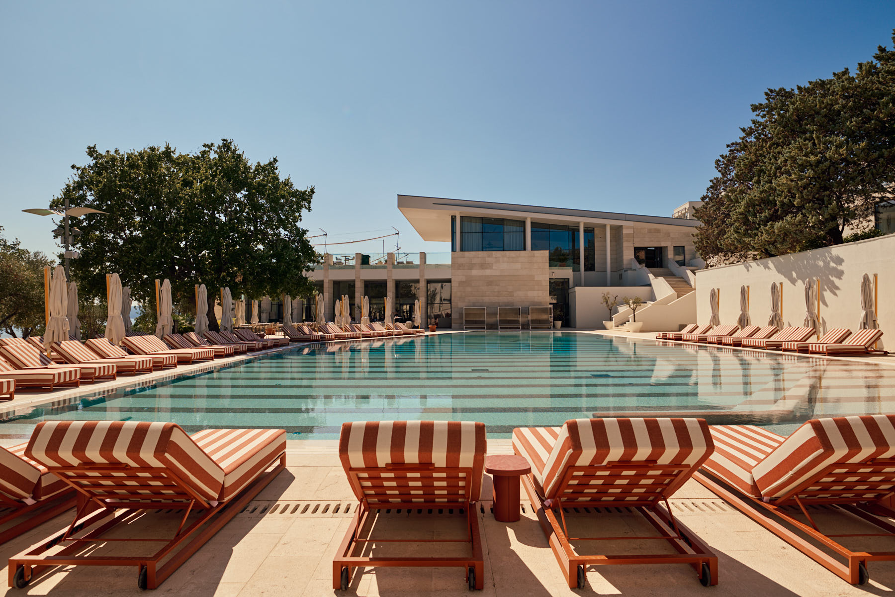 novi hotel