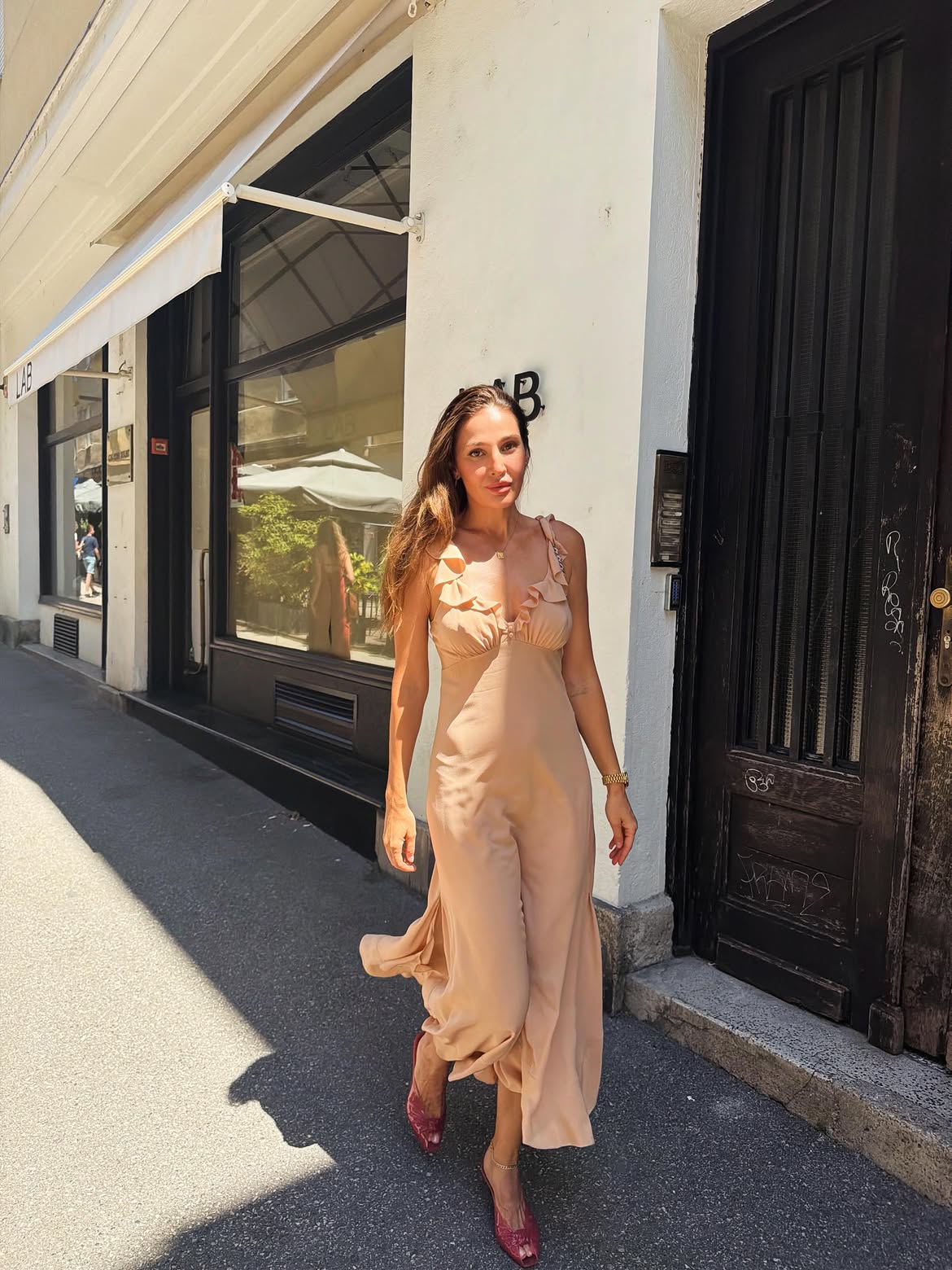 Tatjana Dragović pokazala kako nositi slip haljinu s dozom luksuza