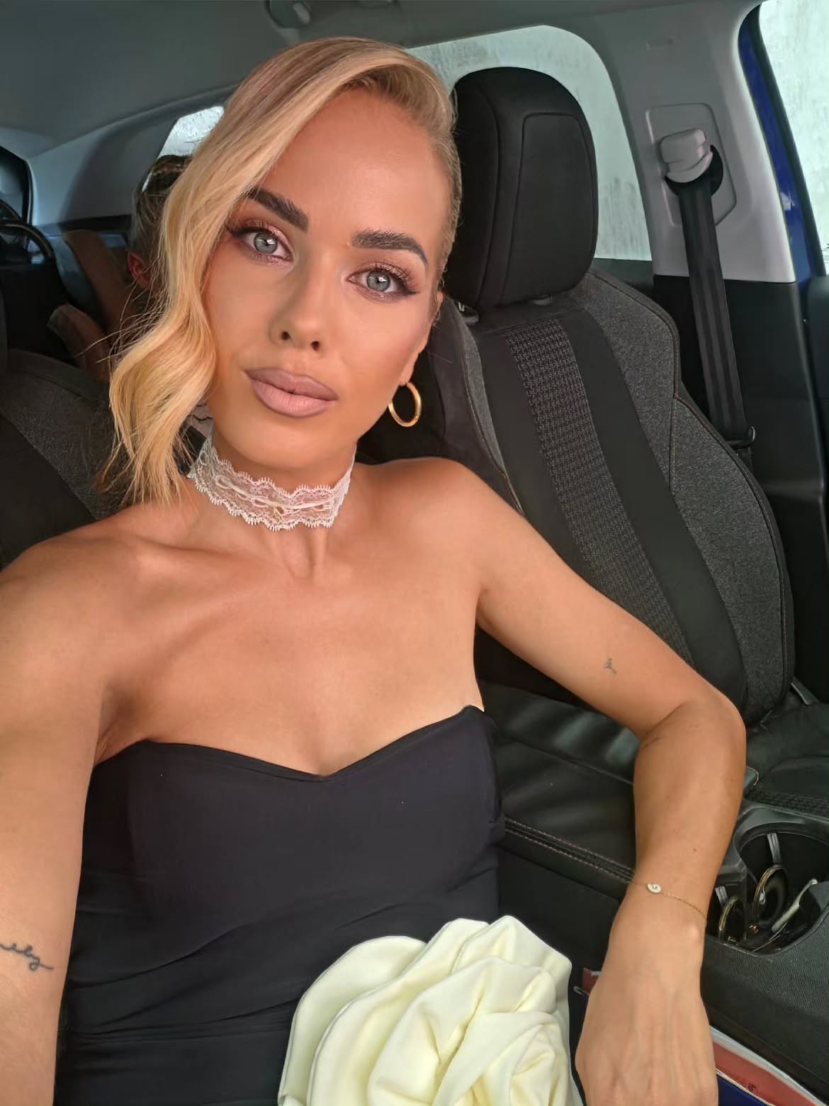 Antonija Mišura Sandrić ima elegantnu kombinaciju s neočekivanim detaljem HELLO MAGAZIN CROATIA HRVATSKA