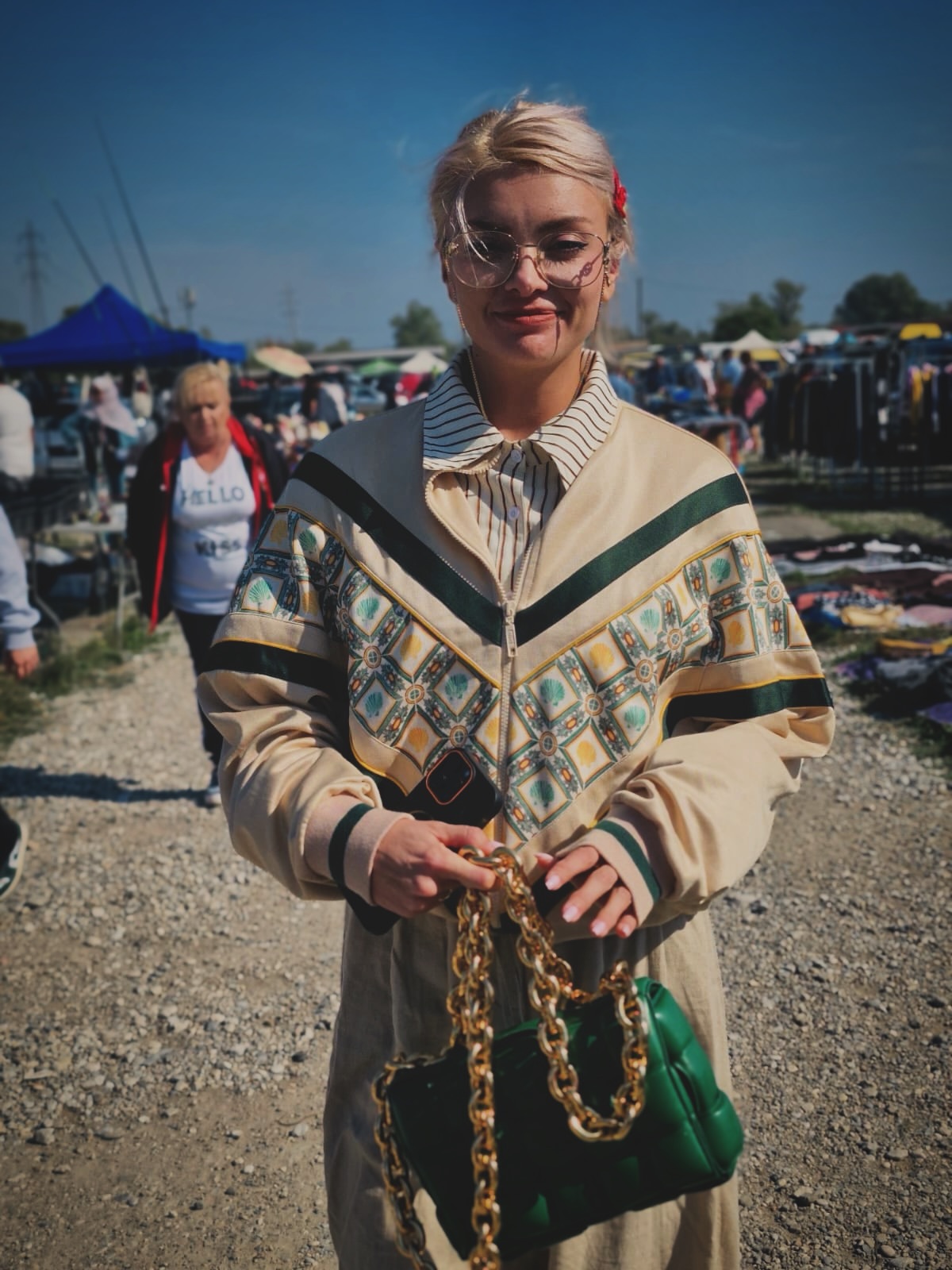 Ella Dvornik na Hreliću spojila retro jaknu