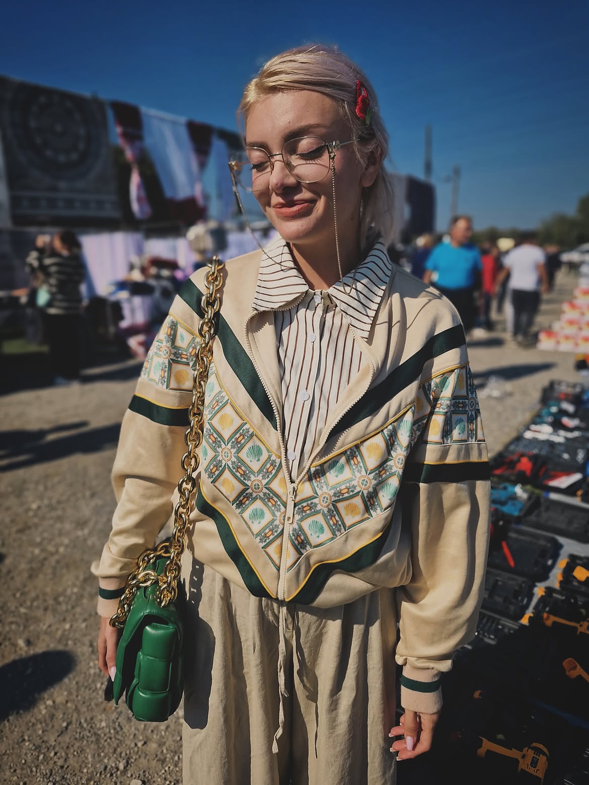 Ella Dvornik na Hreliću spojila retro jaknu