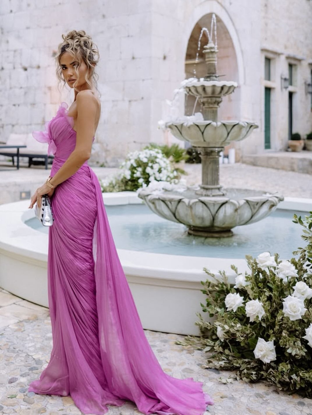 Poput umjetničkog djela Adriana Ćaleta-Car