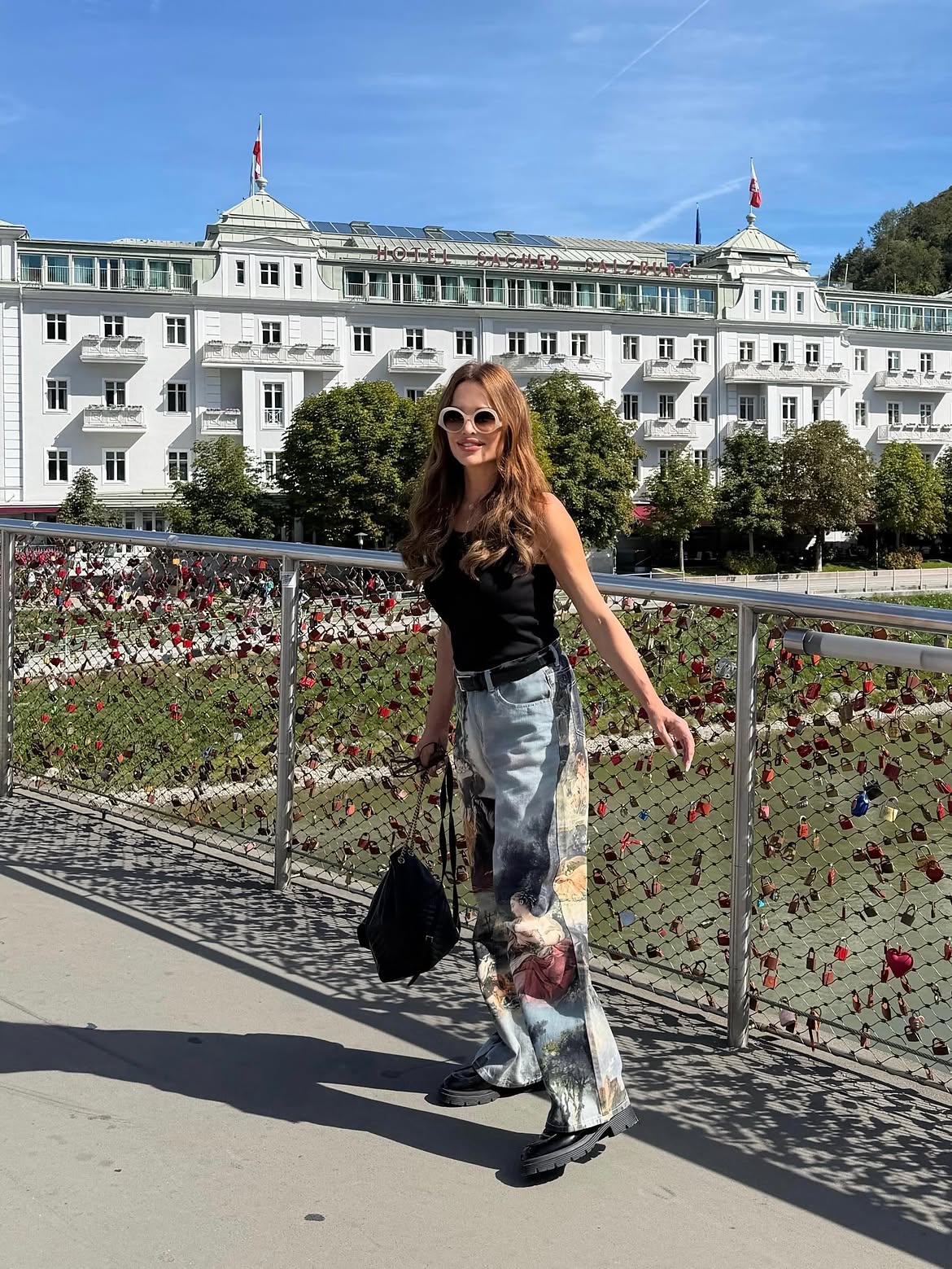 Severina u Salzburgu odabrala hlače kakve ne viđamo svaki dan