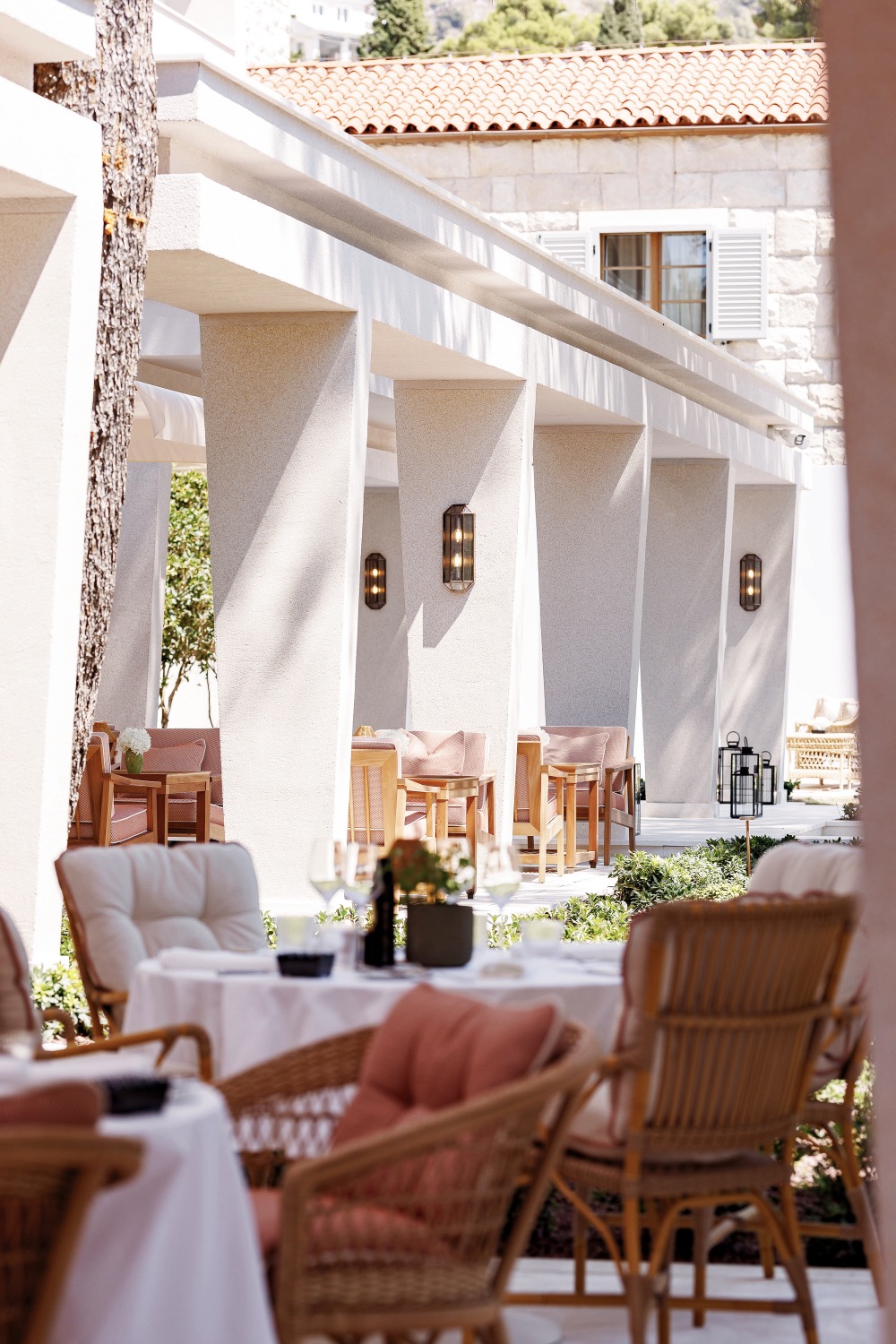 Novi hotel na Braču izgleda kao savršeno mediteransko utočište, a iza interijera stoji Dean Franić
