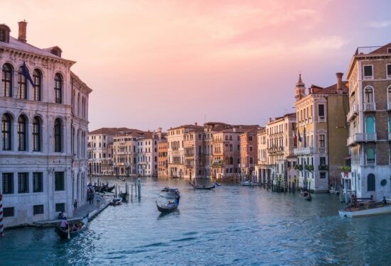 Photo by Rebe Adelaida on Unsplash
