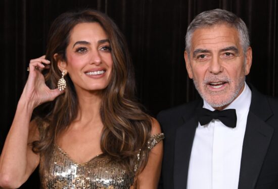 Amal pojavi u zlatnoj Gucci haljini