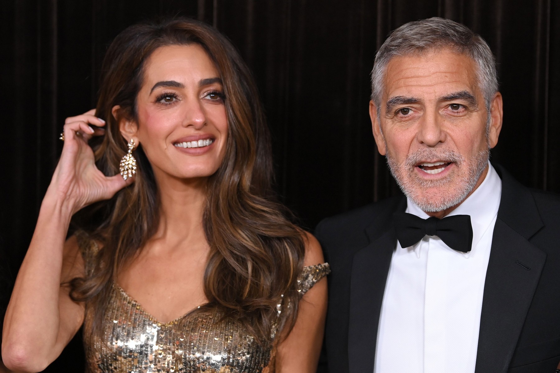 Amal pojavi u zlatnoj Gucci haljini