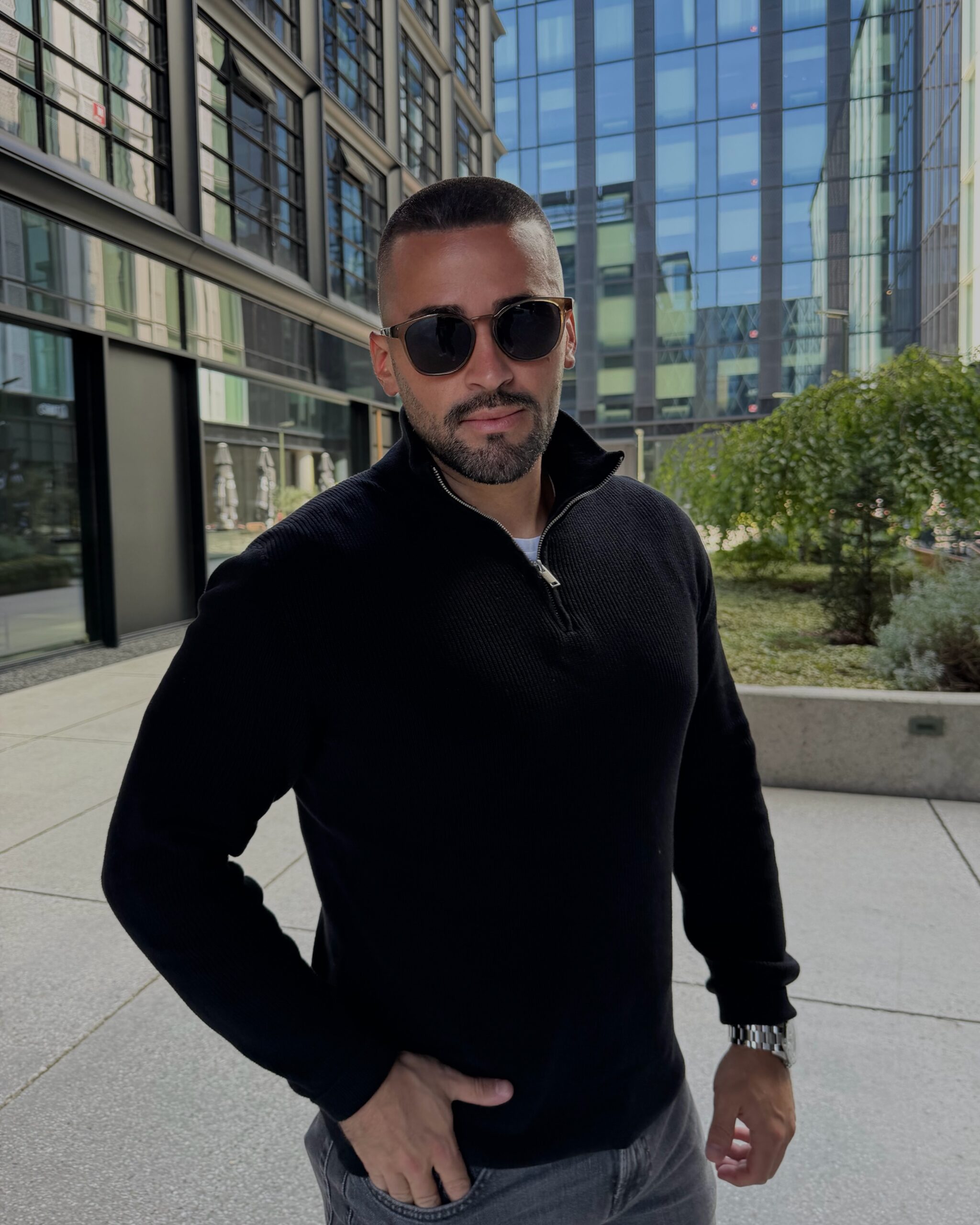 Business man Florian Knežević o marketingu, disciplini i autentičnosti u eri zasićenosti sadržajem hello magazin croatia hrvatska
