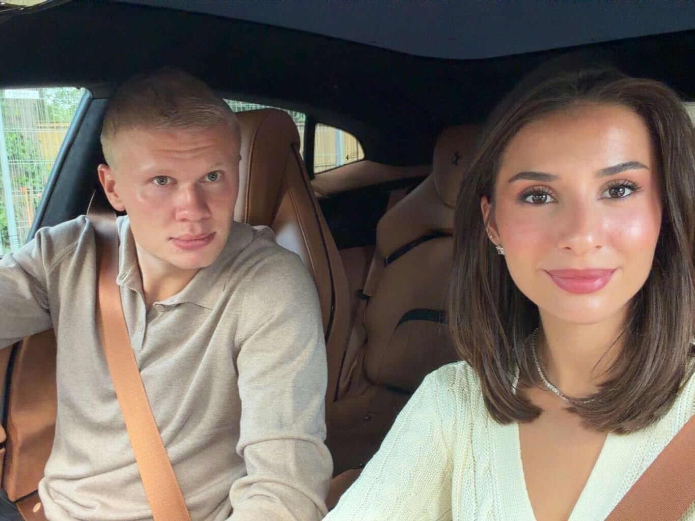 Djevojka Erlinga Haalanda i Izabel Kovačić