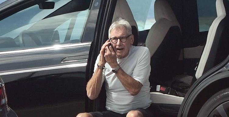 Harrison Ford snimljen na biciklu