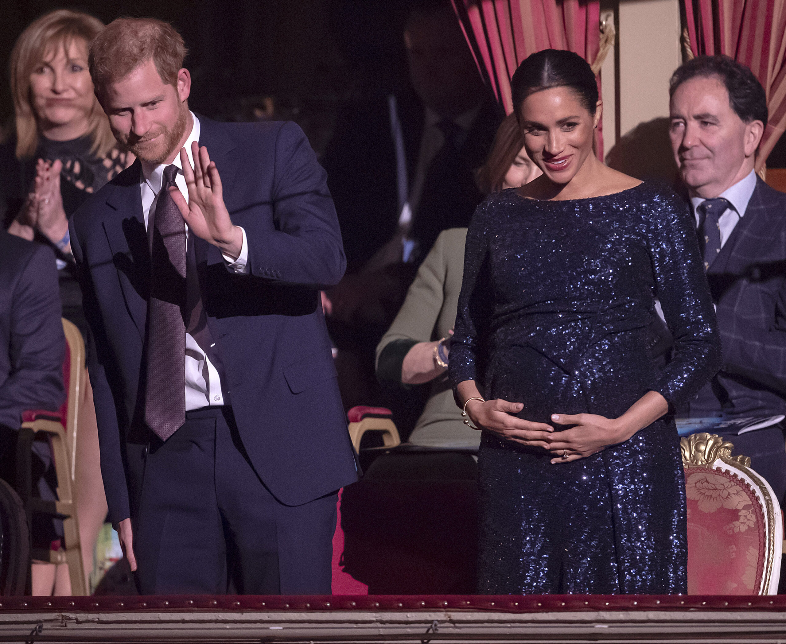 Meghan Markle, Roland Mouret, princ Harry, Kate Middleton, memoari, kraljevska obitelj, moda, As Ever