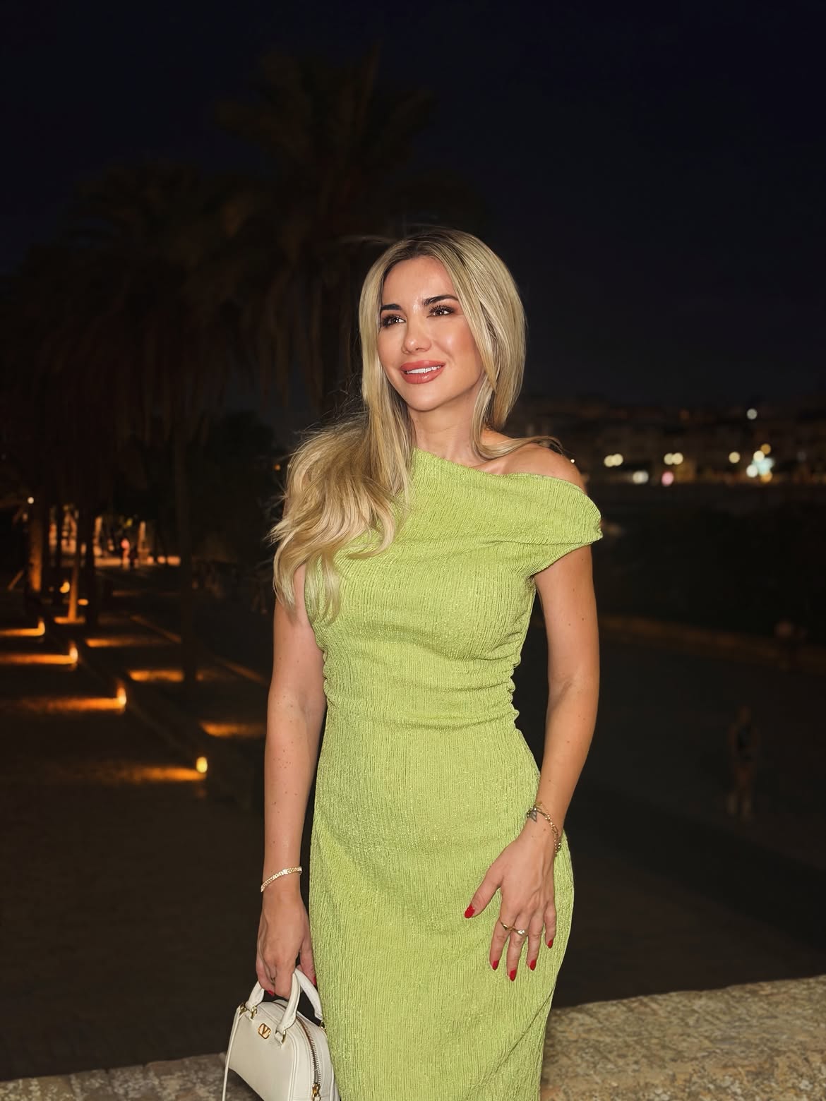 Valentina Miletić ne skida Prada natikače