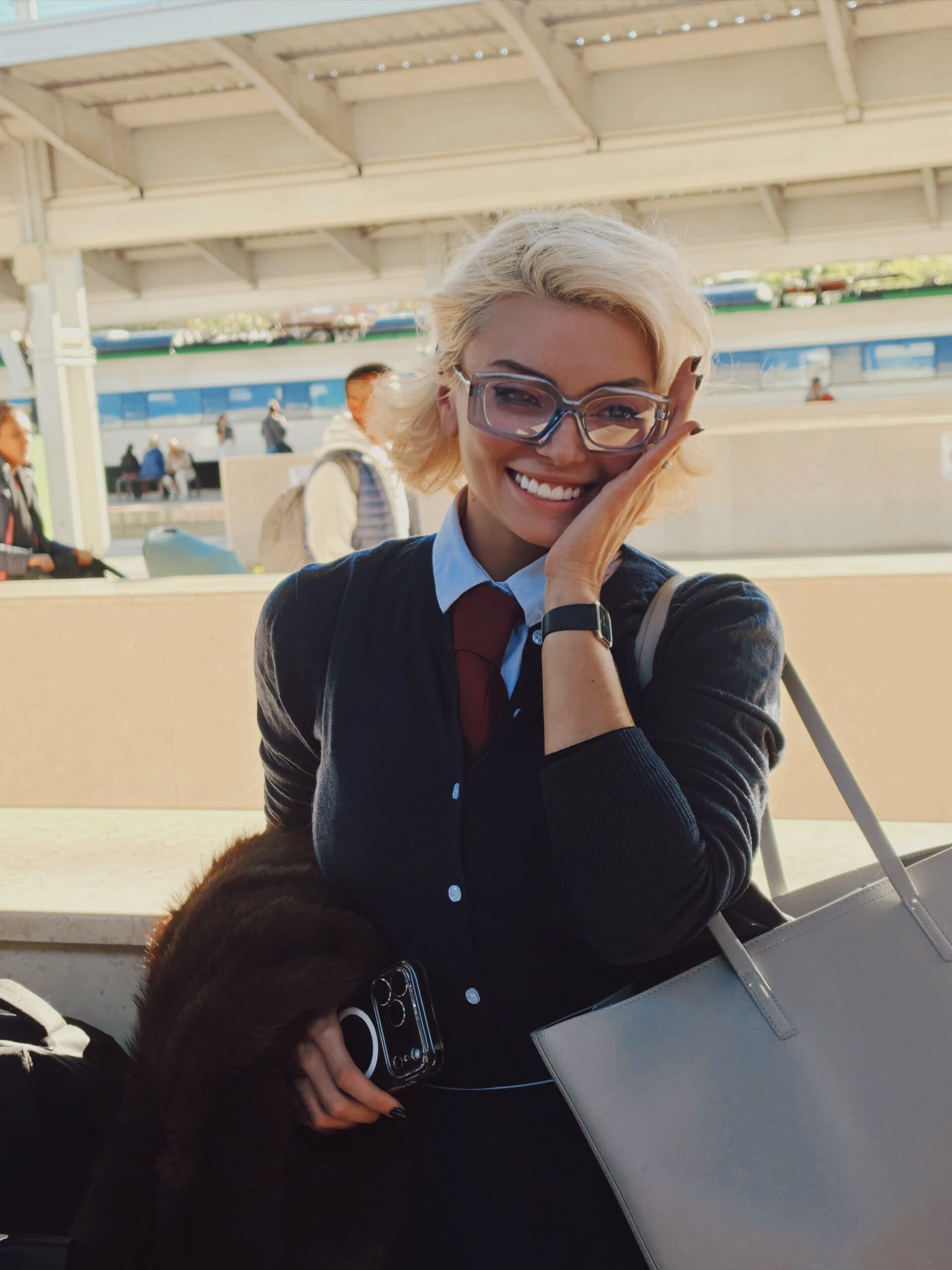 ella dvornik