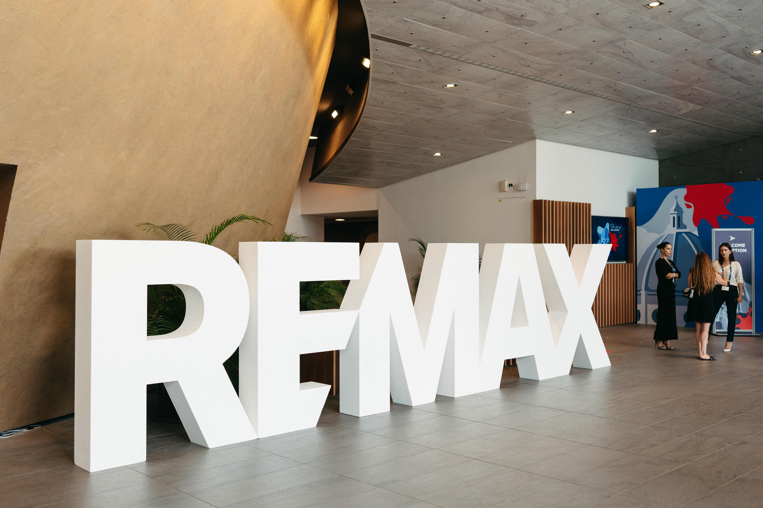 remax