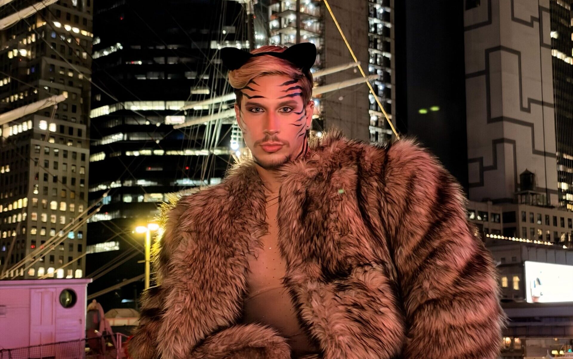 Marco Cuccurin pretvorio se u divlju mačku usred New Yorka: Nije išao na mjuzikl Cats, ali njegov izgled zaslužuje Broadway!