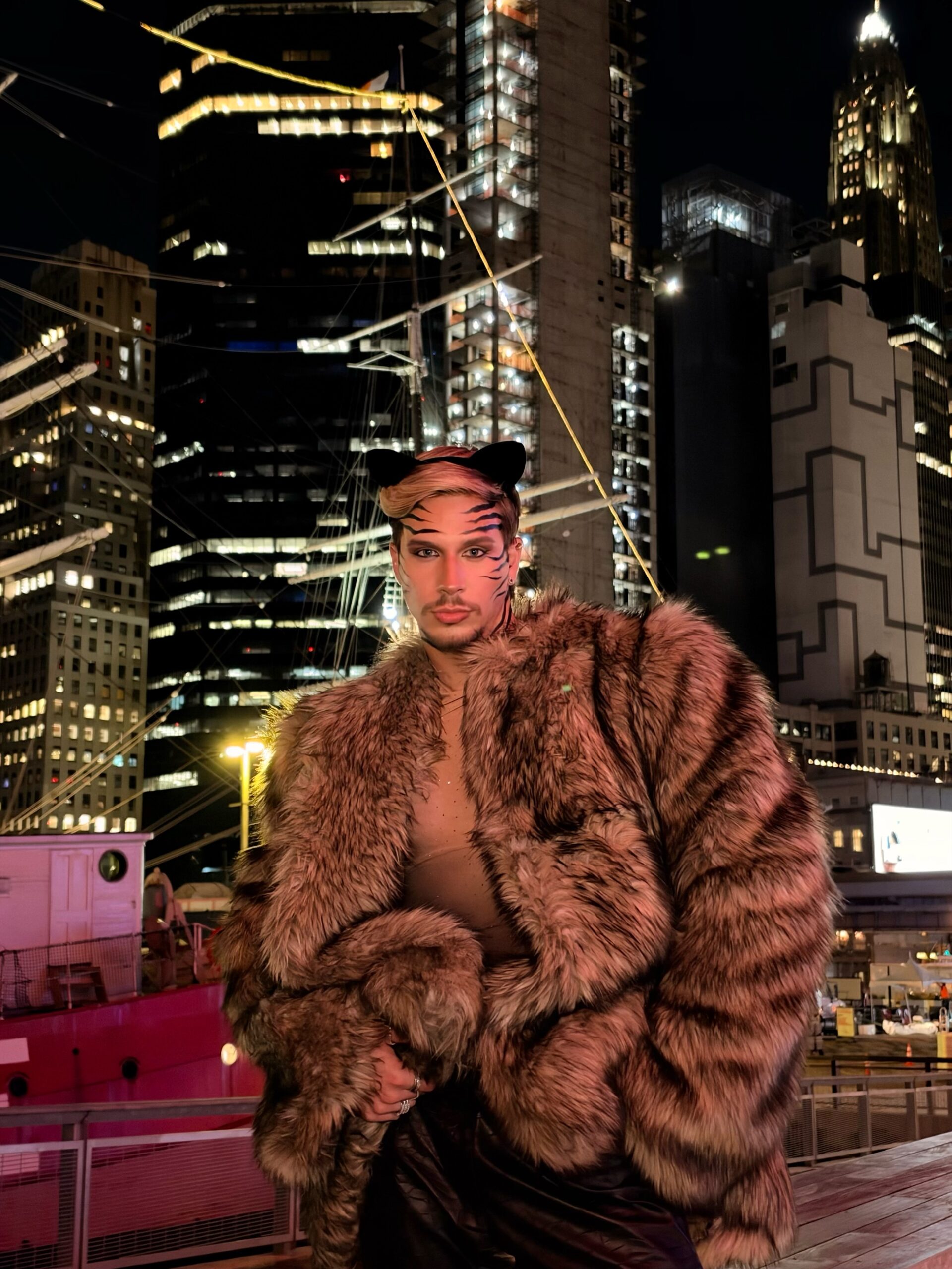 Marco Cuccurin pretvorio se u divlju mačku usred New Yorka: Nije išao na mjuzikl Cats, ali njegov izgled zaslužuje Broadway!